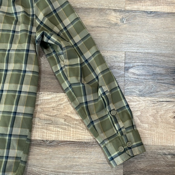 Duluth Trading Co Alaskan Hardgear Green Plaid Long Sleeve Button Down Large - Picture 12 of 16